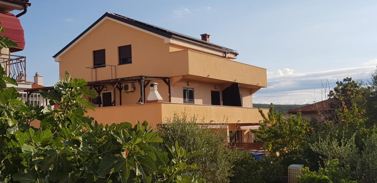 Apartmani Zem, Krk คิร์ก ภายนอก รูปภาพ